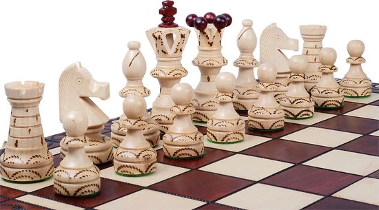 Chess The Game - Decoratief Schaakspel - GROOT Luxe Houten Schaakbord Met Decoratieve Schaakstukken - Bestseller!! 6 Chess The Game - Decoratief Schaakspel - GROOT Luxe Houten Schaakbord Met Decoratieve Schaakstukken - Bestseller!! - Afbeelding 6