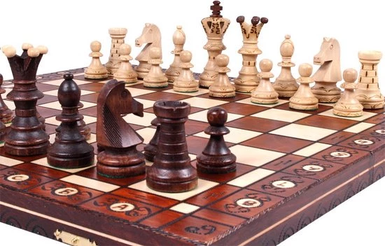 Chess The Game - Decoratief Schaakspel - GROOT Luxe Houten Schaakbord Met Decoratieve Schaakstukken - Bestseller!! 1 Chess The Game - Decoratief Schaakspel - GROOT Luxe Houten Schaakbord Met Decoratieve Schaakstukken - Bestseller!!