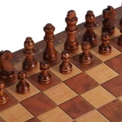 SuperiorShopping 3 In 1 Schaakset, Checkersbord En Backgammon Schaakspel Inclusief Schaakstukken En Stenen - Opklapbaar Schaakbord - Schaken - Dammen - 39 X 39 Cm -kinderspellen Winkel 550x357