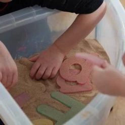 TickIT SiliShapes - Letters Om Te Voelen 11 TickIT SiliShapes - Letters Om Te Voelen -kinderspellen Winkel 550x366 66