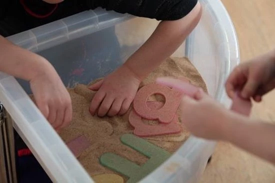 TickIT SiliShapes - Letters Om Te Voelen 3 TickIT SiliShapes - Letters Om Te Voelen - Afbeelding 3