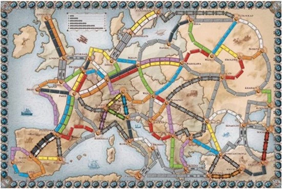 Hasbro Spellenbundel - 2 Stuks - Ticket To Ride Europe (basisspel) & Risk Junior 3 Hasbro Spellenbundel - 2 Stuks - Ticket To Ride Europe (basisspel) & Risk Junior - Afbeelding 3
