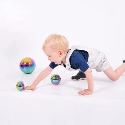 Multikleur Sensorische Reflecterende Kleuren Ballen - Set Van 4 -kinderspellen Winkel 550x385 1