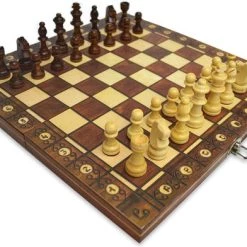 Merkloos Schaakbord | Dambord | Backgammon | 29 X 29 Cm | Schaakspel | Schaakset | Schaken | Dammen | Met Schaakstukken | 3-in-1 Bordspel | Magnetisch | Chess | Hout | Opklapbaar -kinderspellen Winkel 550x392