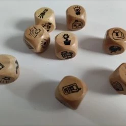 Merkloos Verhaaldobbelstenen - 9 Houten Dobbelstenen Met Plaatjes - Inclusief Handig Opbergzakje - Stimuleert De Taalontwikkeling - Woordenschat - Spelvorm - Voor Kinderen - Educatief Materiaal - Voor Zowel Op School Als Thuis