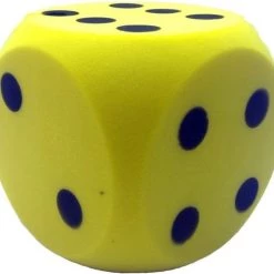 Merkloos 4x Stuks Grote Foam Dobbelstenen 16 X 16 Cm In 4x Verschillende Kleuren - Speelgoed/spelletjes -kinderspellen Winkel 550x490 3