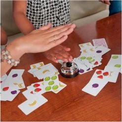 Hasbro Spellenbundel - 2 Stuks - Halli Galli & Vier Op 'n Rij 9 Hasbro Spellenbundel - 2 Stuks - Halli Galli & Vier Op 'n Rij -kinderspellen Winkel 550x549 3