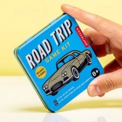 Kikkerland Road Trip Game Kit - Met 8 Spelletjes Voor Onderweg - Vakantie - Reisspel -kinderspellen Winkel 550x550 334